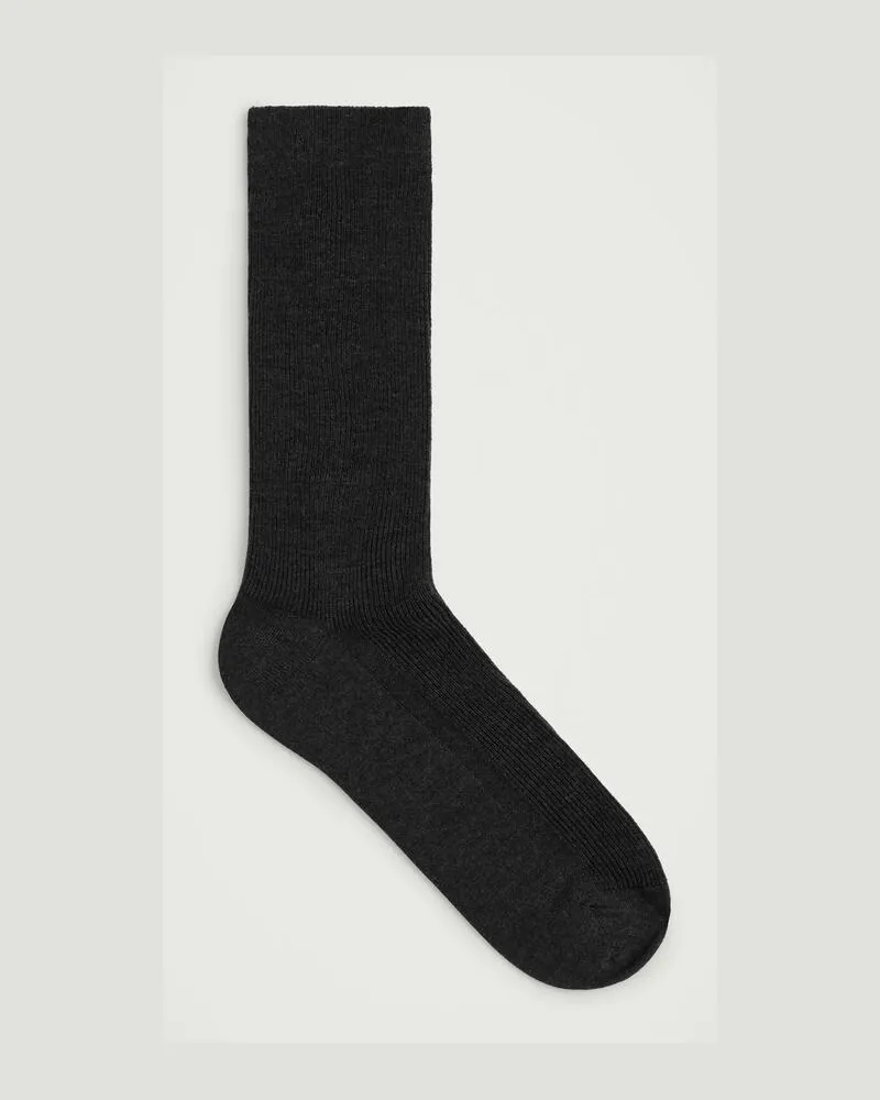 COS Gerippte Socken Aus Merinowolle Schwarz
