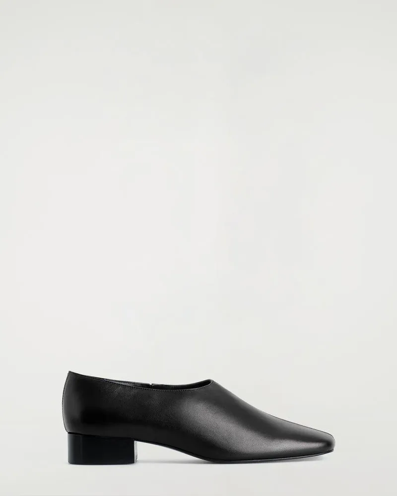 COS Lederschuhe Mit Karreeförmiger Zehenpartie Schwarz