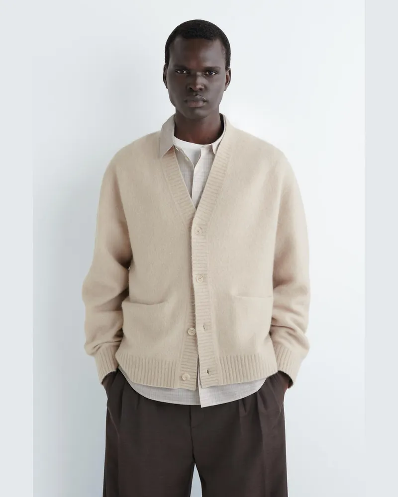 COS Strickjacke Aus Gebürsteter Wolle Mit V-Ausschnitt Beige