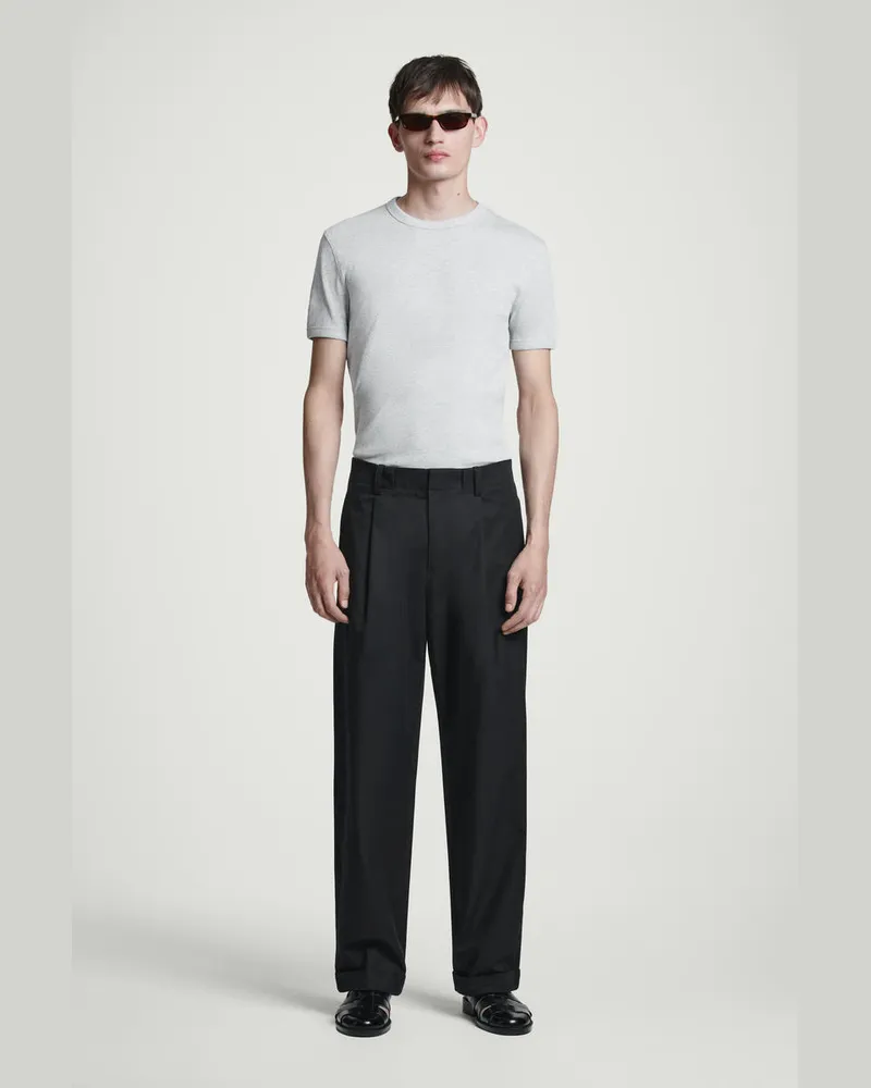 COS Schmal Zulaufende Hose Aus Baumwolle Mit Umschlag Schwarz