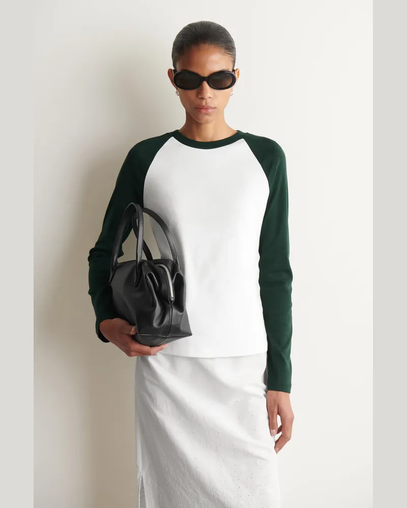 COS Langarmshirt Mit Kontrastierenden Ärmeln Grün