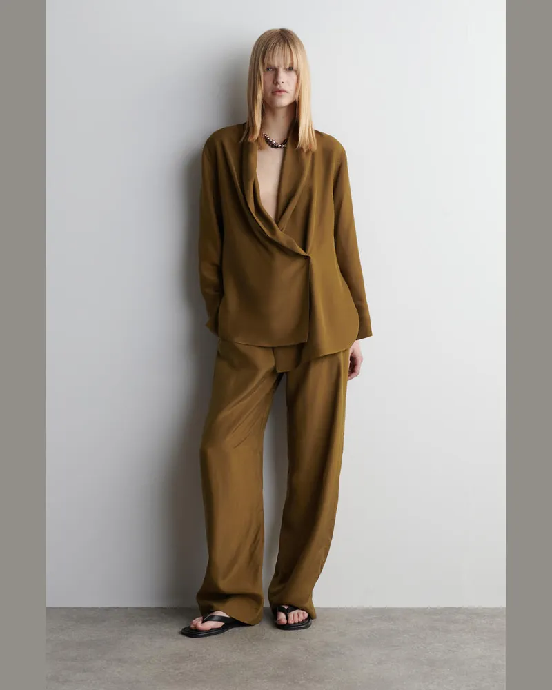 COS Lockere Seidenhose Beige