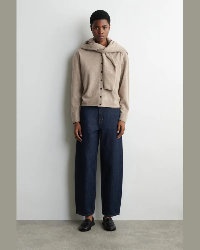 COS Arch Schmal Zulaufende Jeans Blau