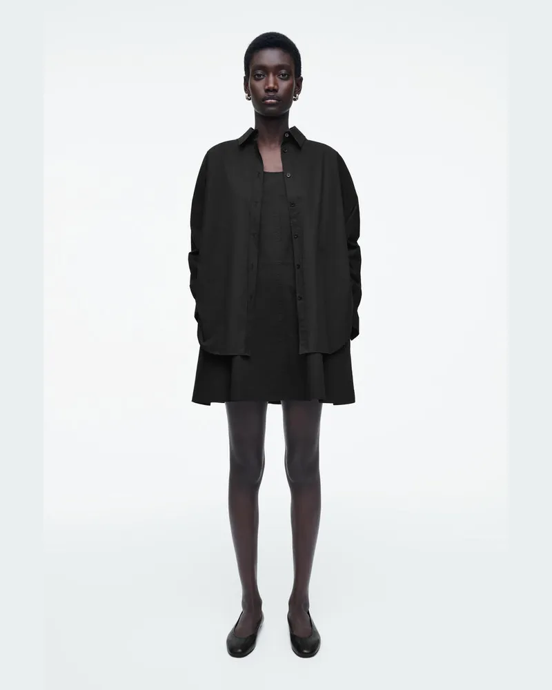 COS Mehrlagiges Trapezförmiges Hemdkleid Schwarz