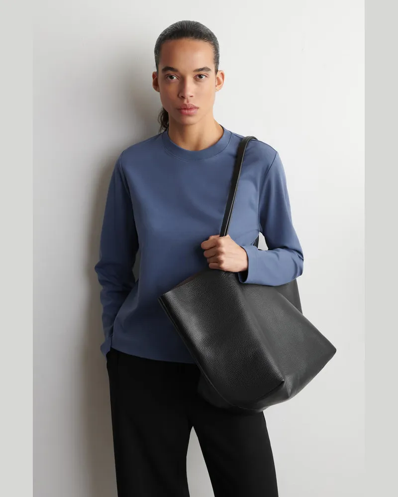 COS Elegantes Langarmshirt Blau