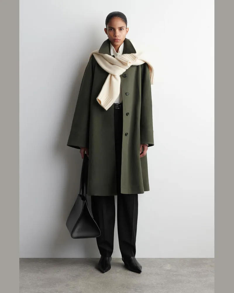 COS Langer Car Coat Mit Wolleinsätzen Grün