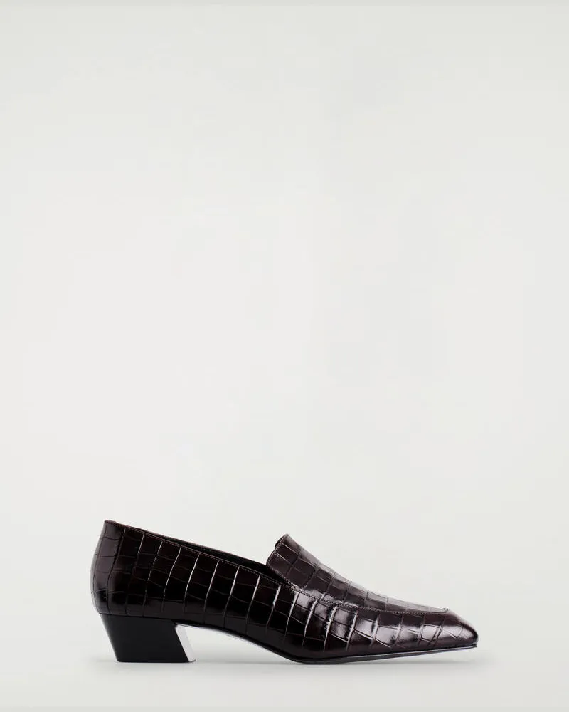 COS Loafers Aus Leder In Krokodiloptik Mit Absatz Braun