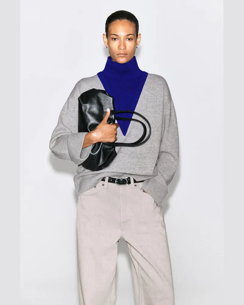 COS Pullover Aus Merinowolle Mit Kragen Grau