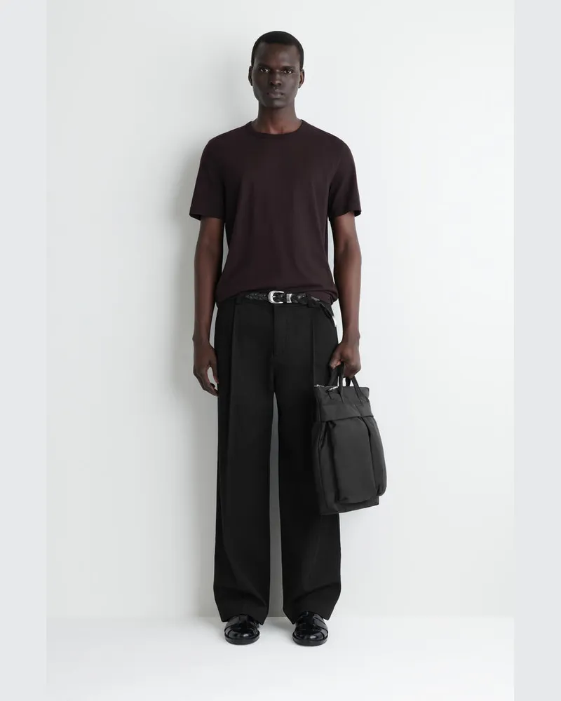 COS Transit Messenger Bag - Nylon Schwarz