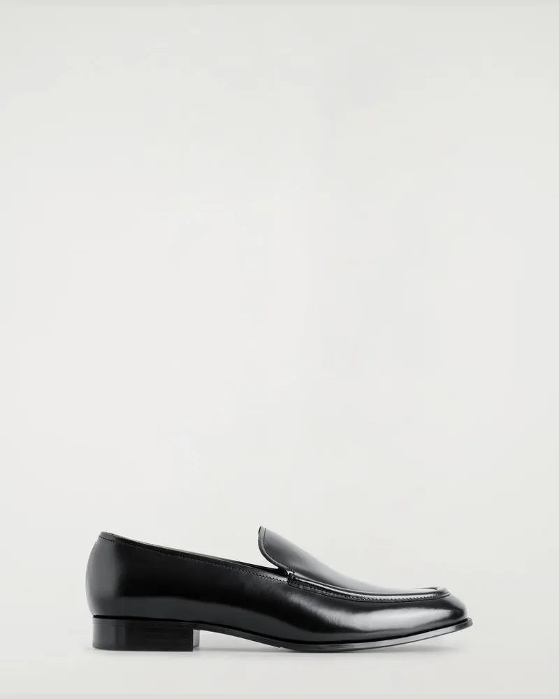 COS Loafers Aus Glänzendem Leder Schwarz