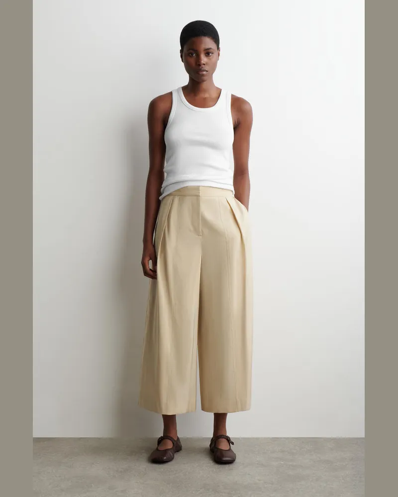 COS Fließende Culottes Mit Falten Beige