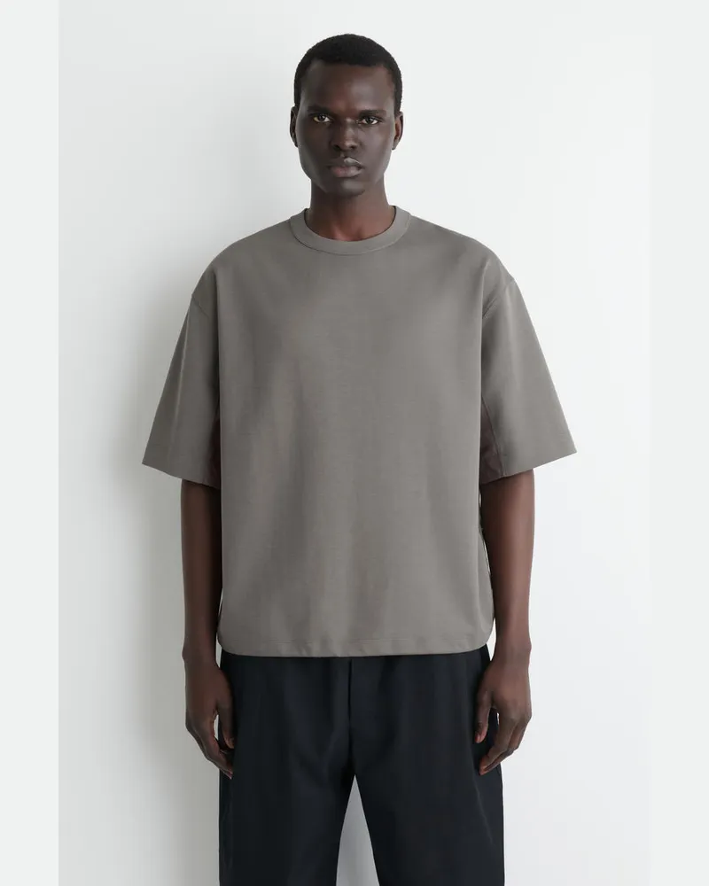 COS Oversized-T-Shirt Mit Nyloneinsätzen Braun