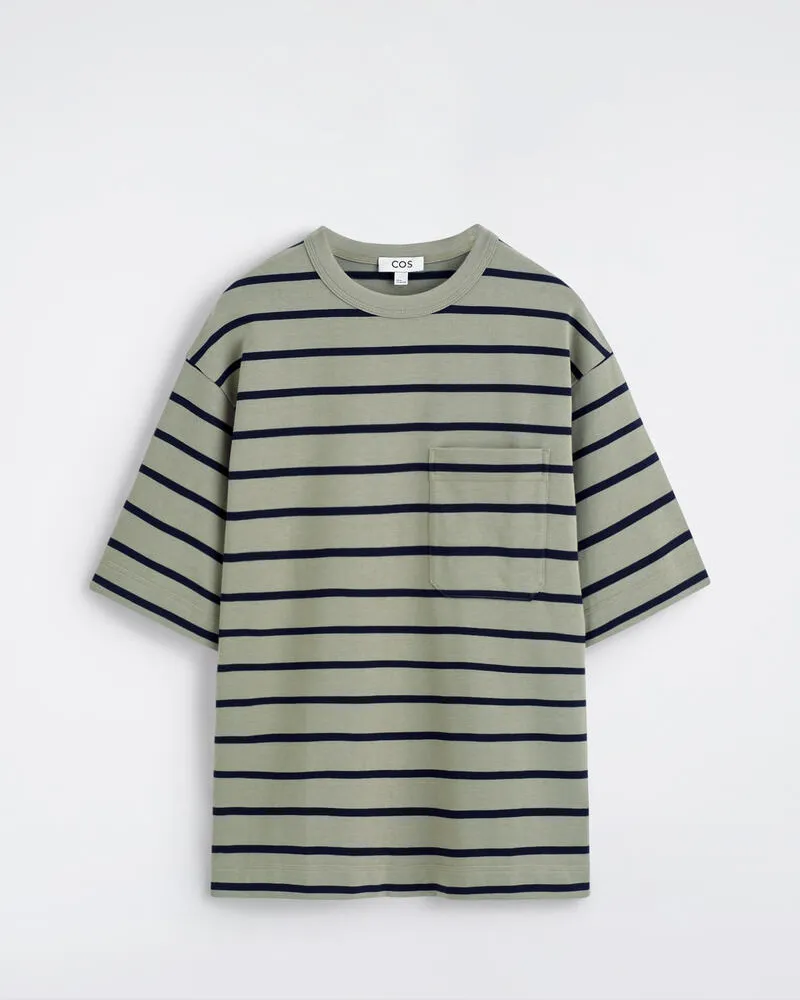 COS Gewichtiges Oversized-T-Shirt Grün