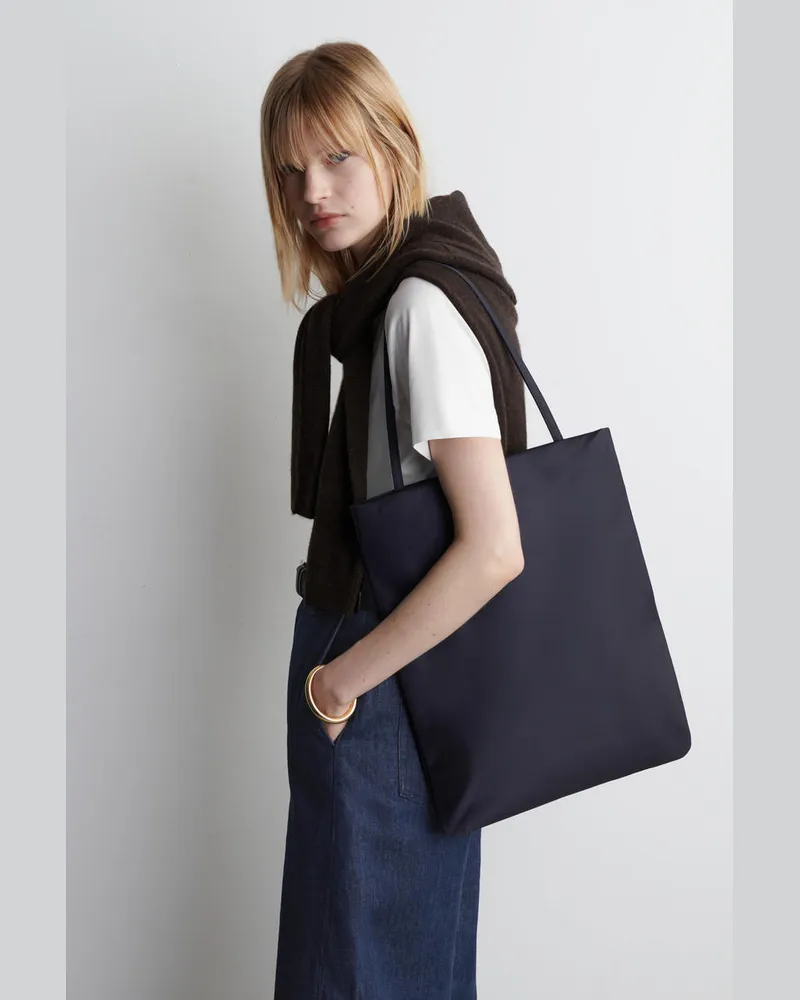COS Archive Tote Bag - Nylon Blau