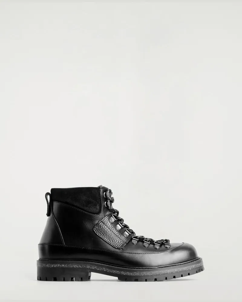 COS Wanderstiefel Aus Leder Schwarz