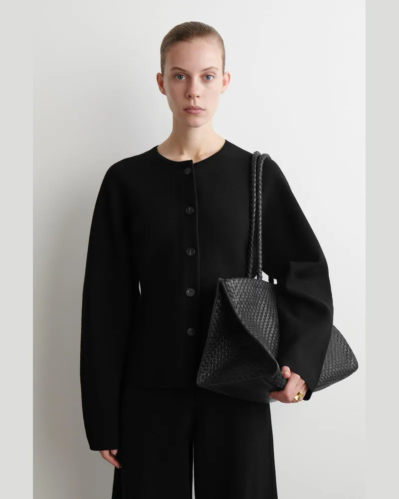 COS Skulpturierte Strickjacke Aus Wolle Schwarz