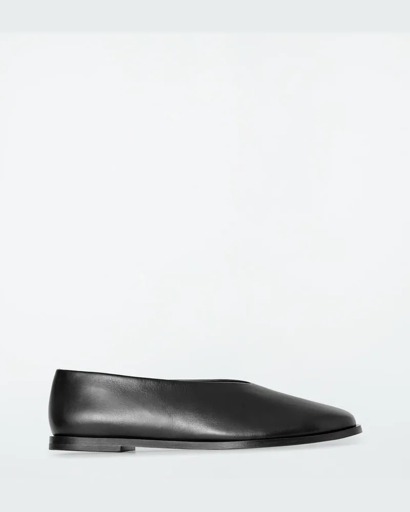 COS Flache Ballerinas Aus Leder Schwarz