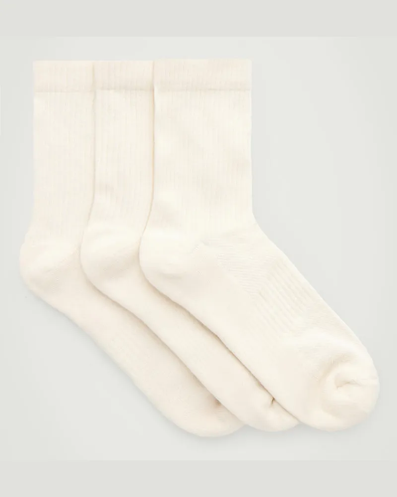 COS 3Er-Pack Gerippte Sportsocken Beige