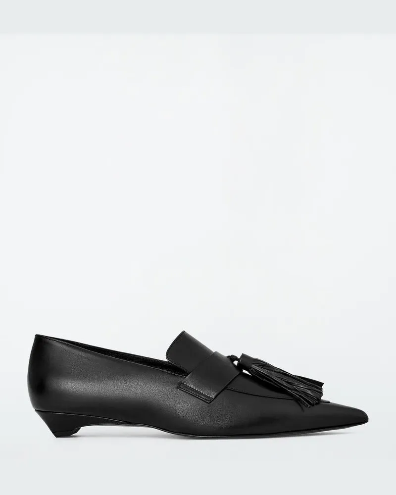 COS Loafers Aus Leder Mit Kitten-Heel Und Fransen Schwarz