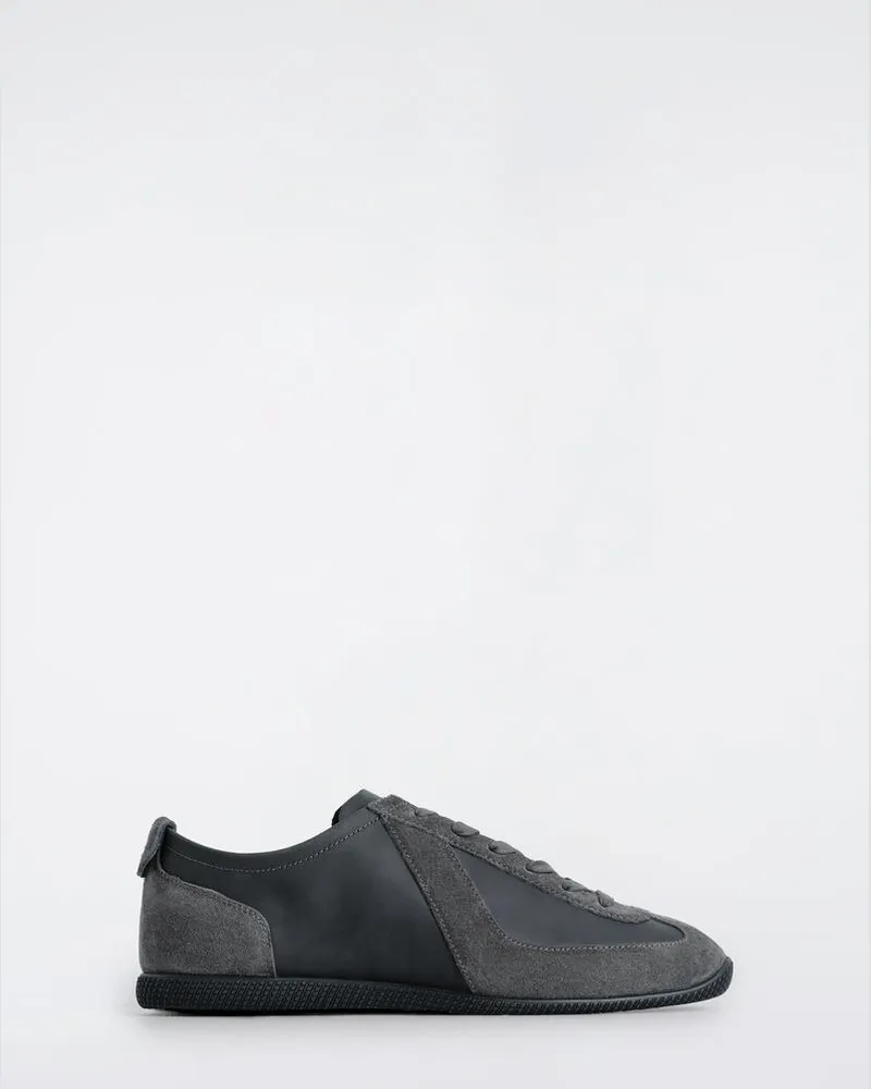 COS Sneakers Aus Nubuk- Und Veloursleder Grau