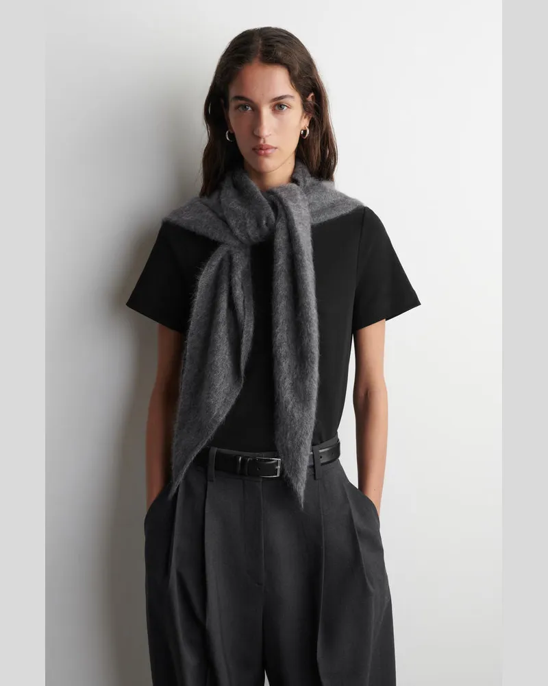 COS Schlichtes T-Shirt Schwarz