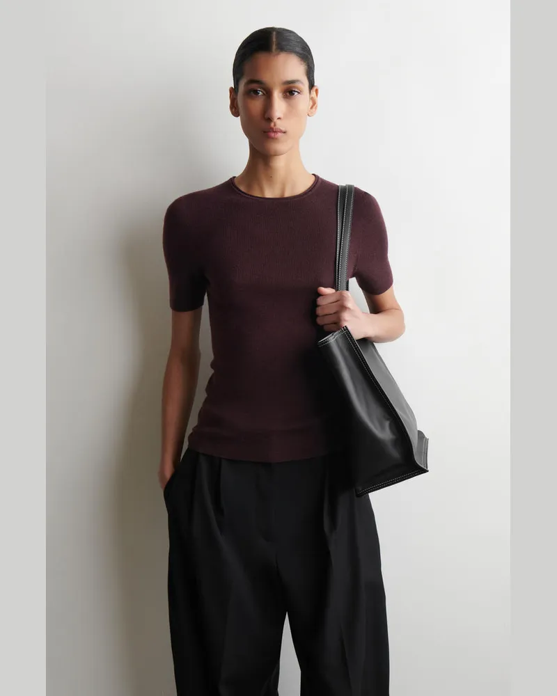 COS Nahtloses T-Shirt Aus Merinowolle Rot