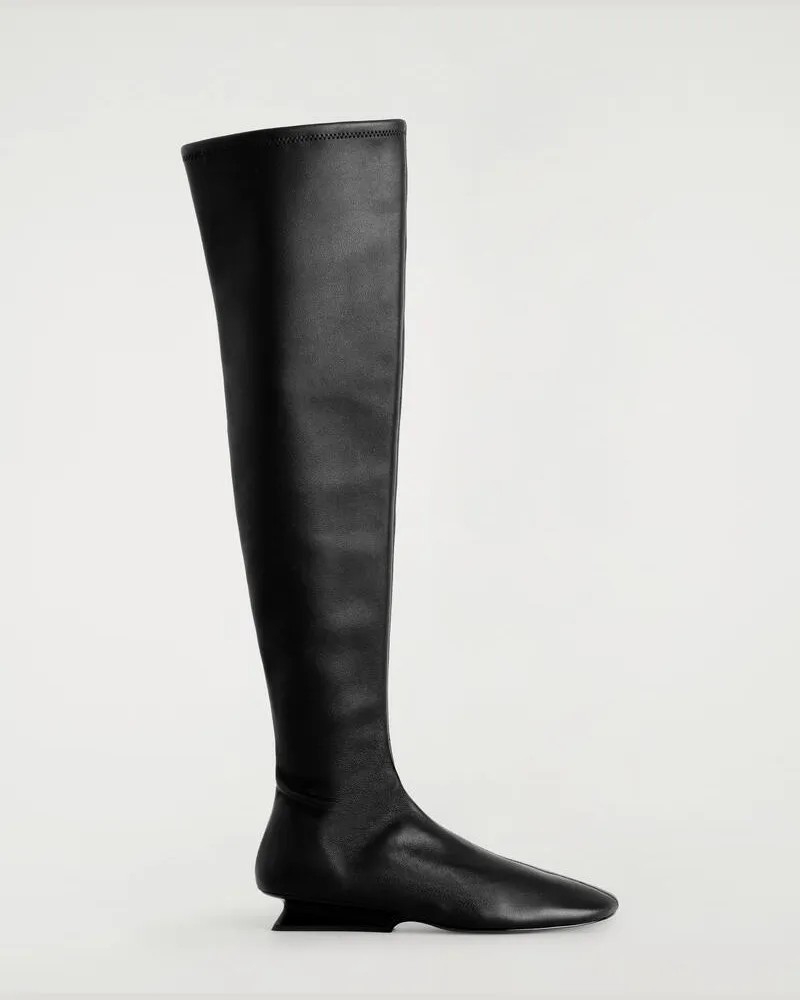 COS Skulpturale Kniehohe Stiefel Aus Nappaleder Schwarz