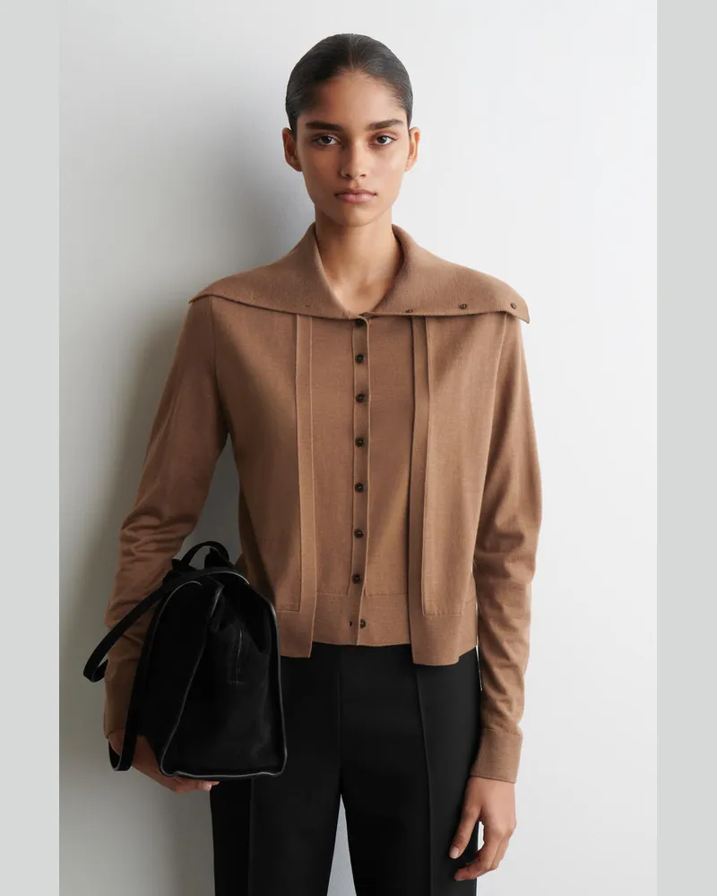 COS Strickjacke Aus Merinowolle Mit Hohem Kragen Braun