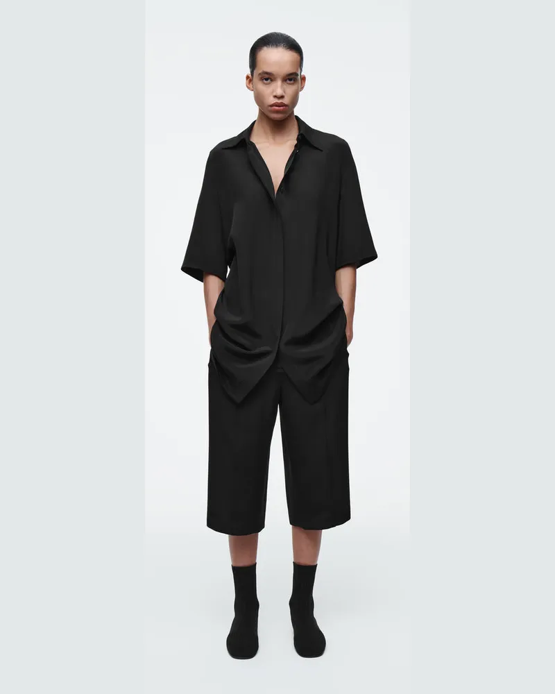 COS Elegante Seidenshorts Schwarz