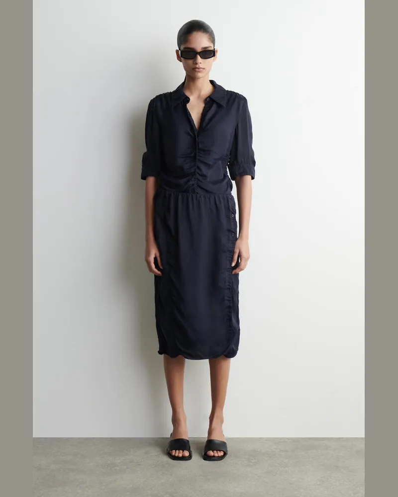 COS Mules Aus Leder Mit Kitten-Heel Schwarz