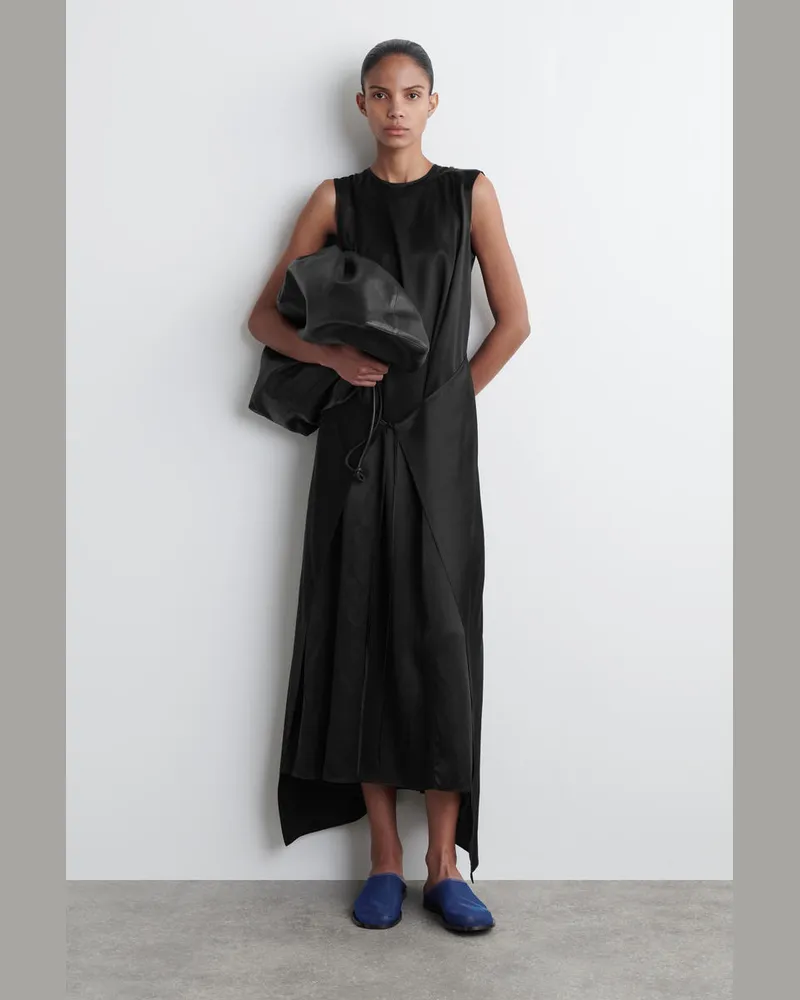 COS Mules Aus Mesh Blau