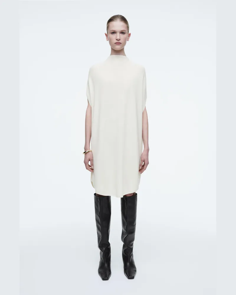 COS Wärmendes Wollkleid Weiß