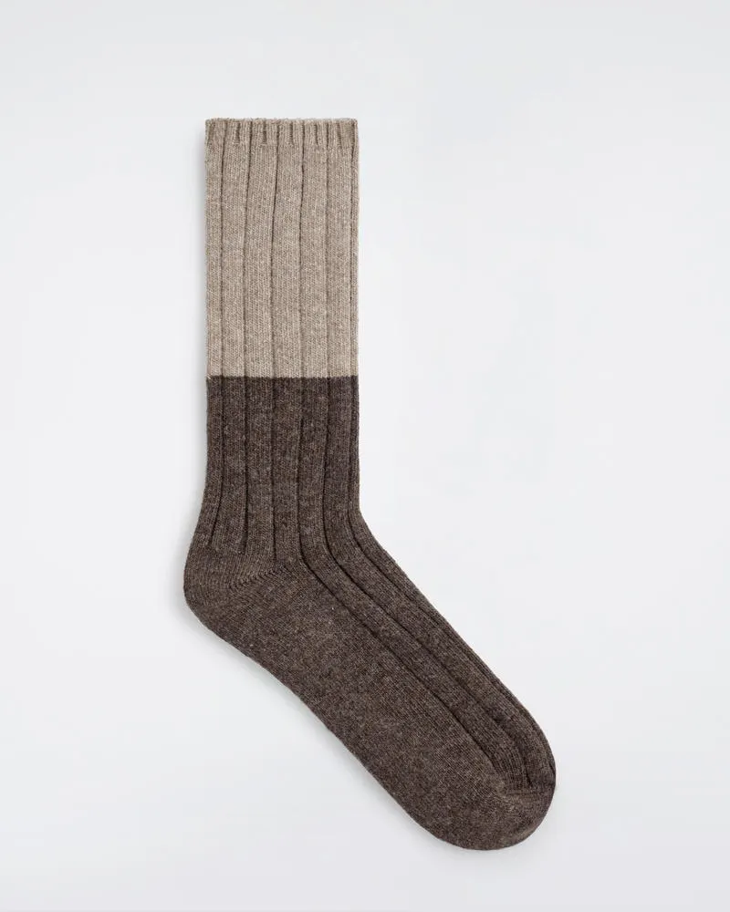 COS Gerippte Socken In Colour-Block-Optik Braun