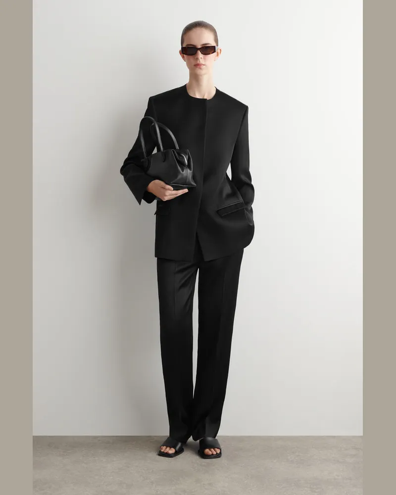 COS Elegante Satinhose Mit Geradem Bein Schwarz