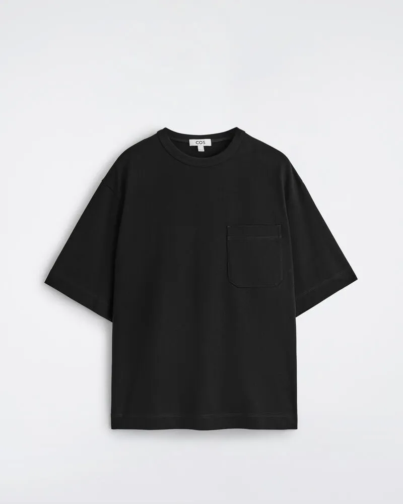 COS Gewichtiges Oversized-T-Shirt Schwarz