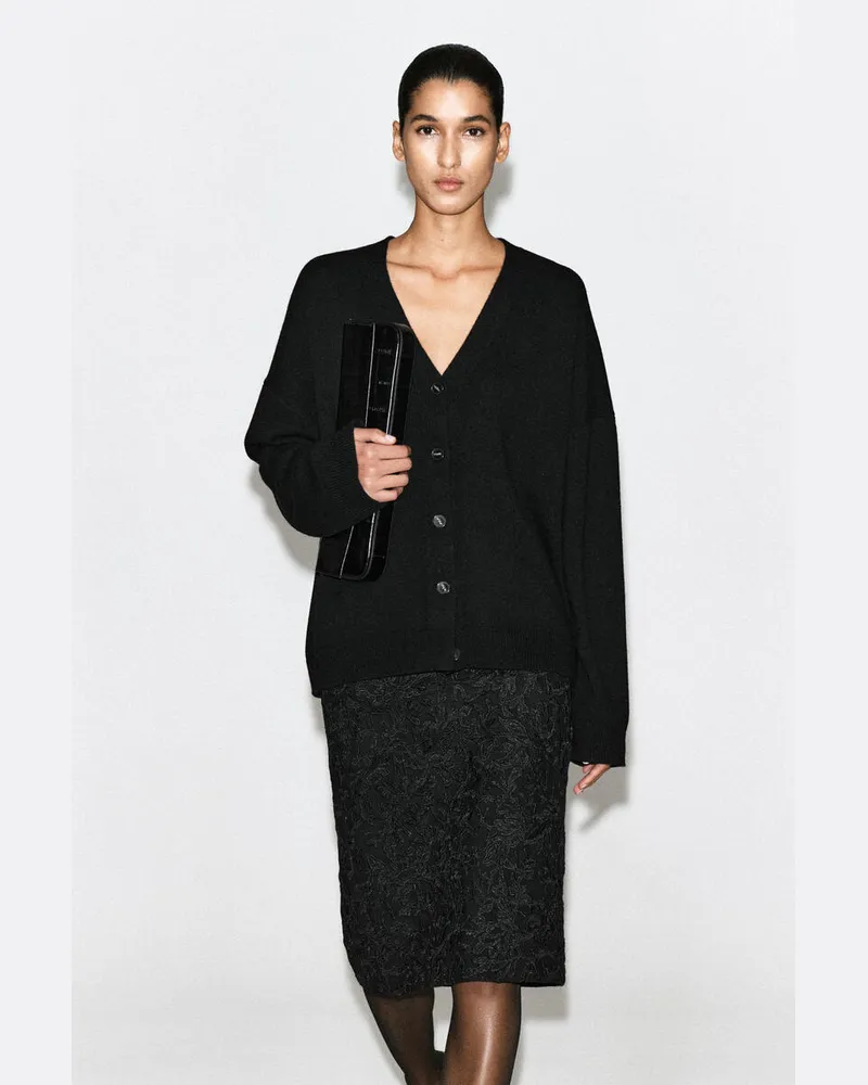 COS Strickjacke Aus Reinem Kaschmir Mit V-Ausschnitt Schwarz