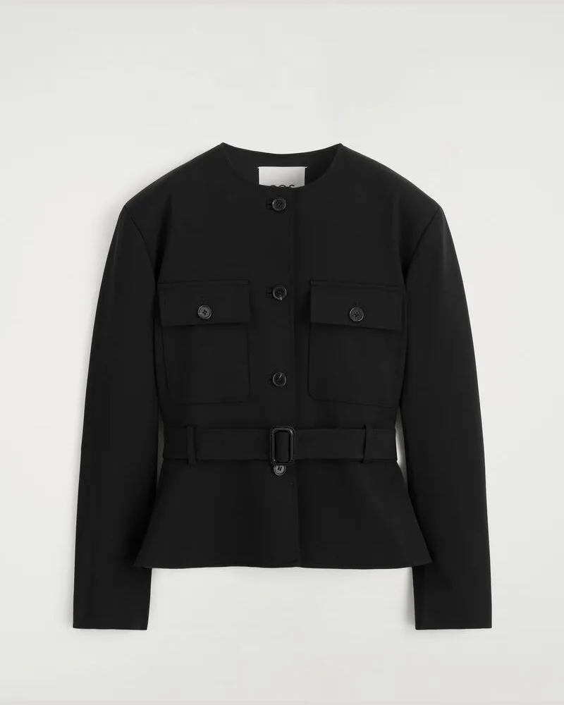COS Jacke Mit Gürtel Und Schösschen Schwarz