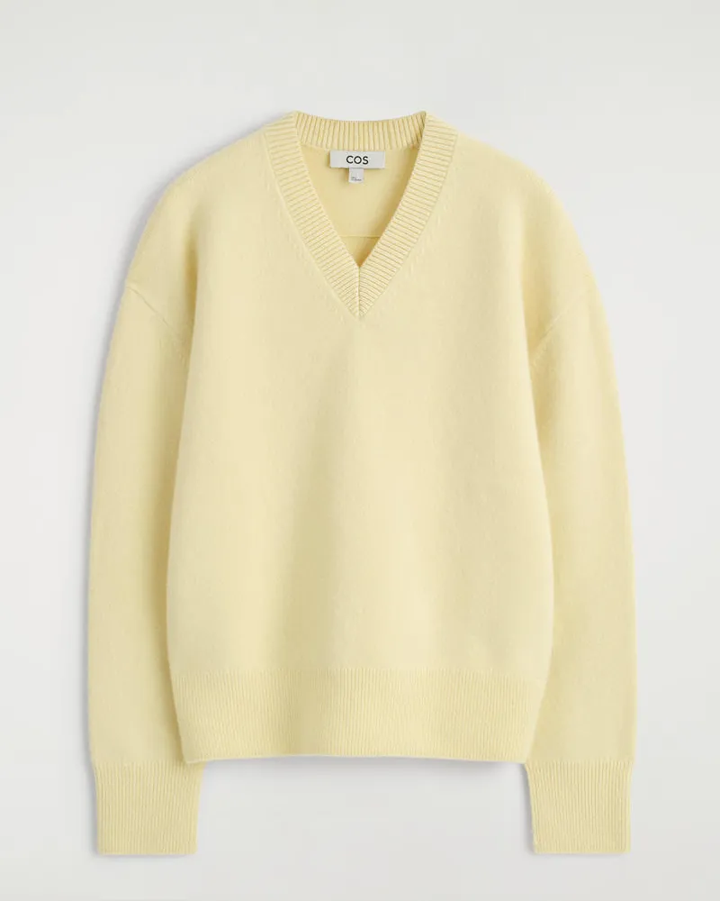 COS Wollpullover Mit V-Ausschnitt Gelb