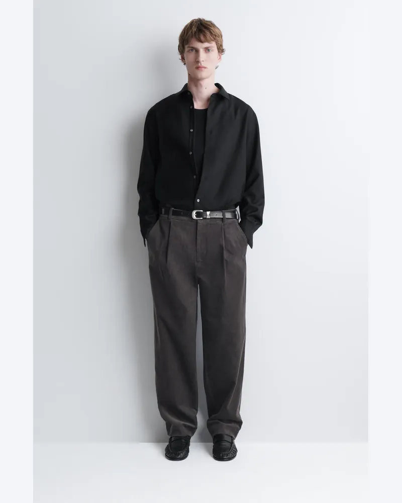 COS Lockere Cordhose Mit Schmal Zulaufendem Bein Grau