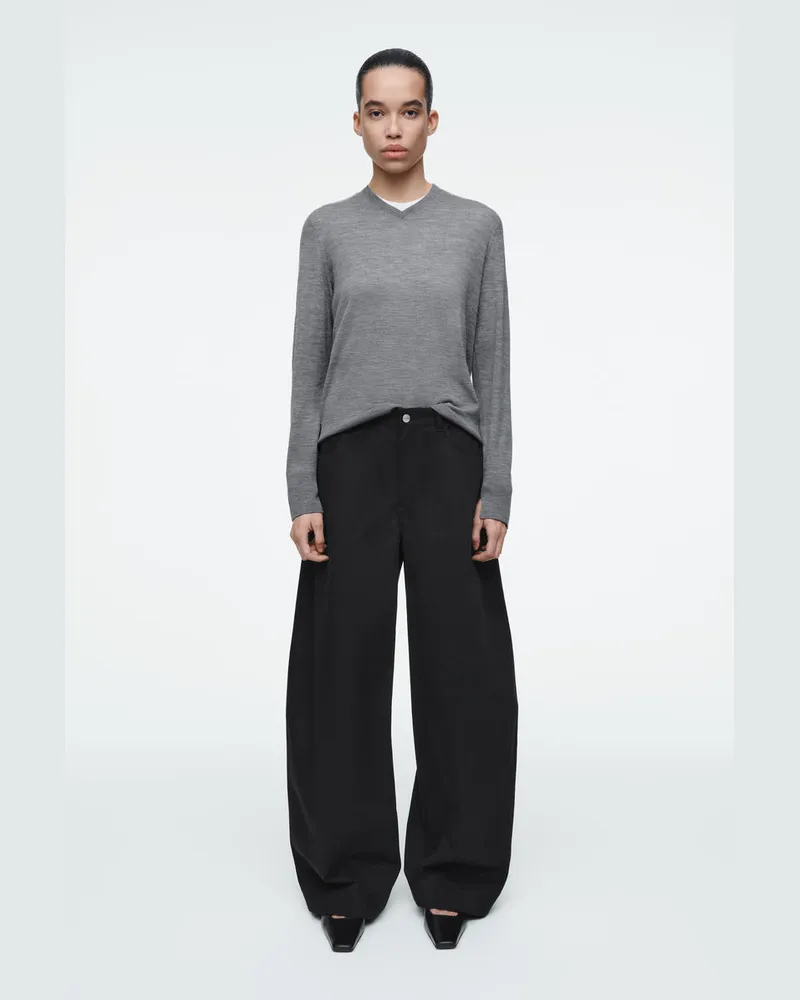 COS Dekonstruierte Baumwollhose Mit Barrel-Bein Schwarz