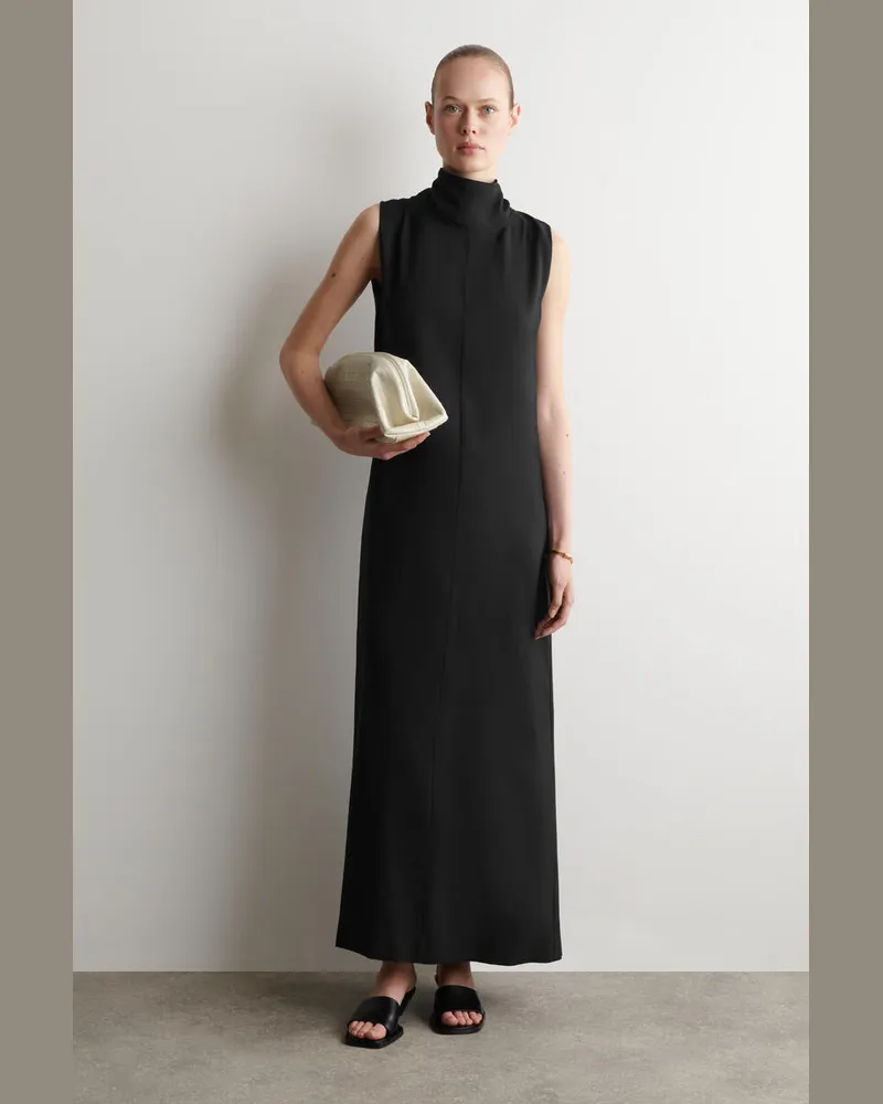 COS Drapiertes Maxikleid Mit Hohem Kragen Schwarz