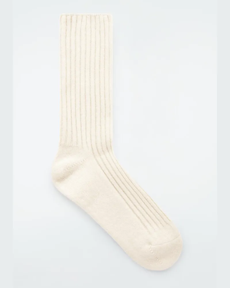COS Gerippte Kaschmirsocken Weiß