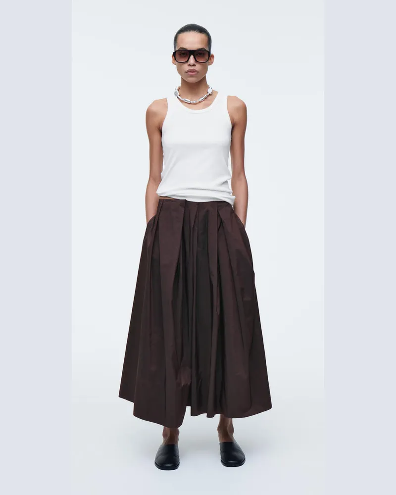 COS Voluminöse Culottes Mit Falten Braun