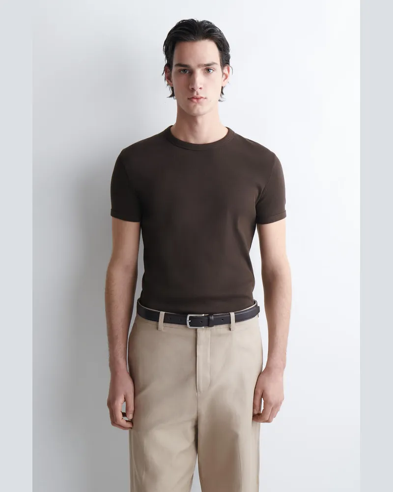 COS Schmal Geschnittenes Geripptes Baumwoll-T-Shirt Braun