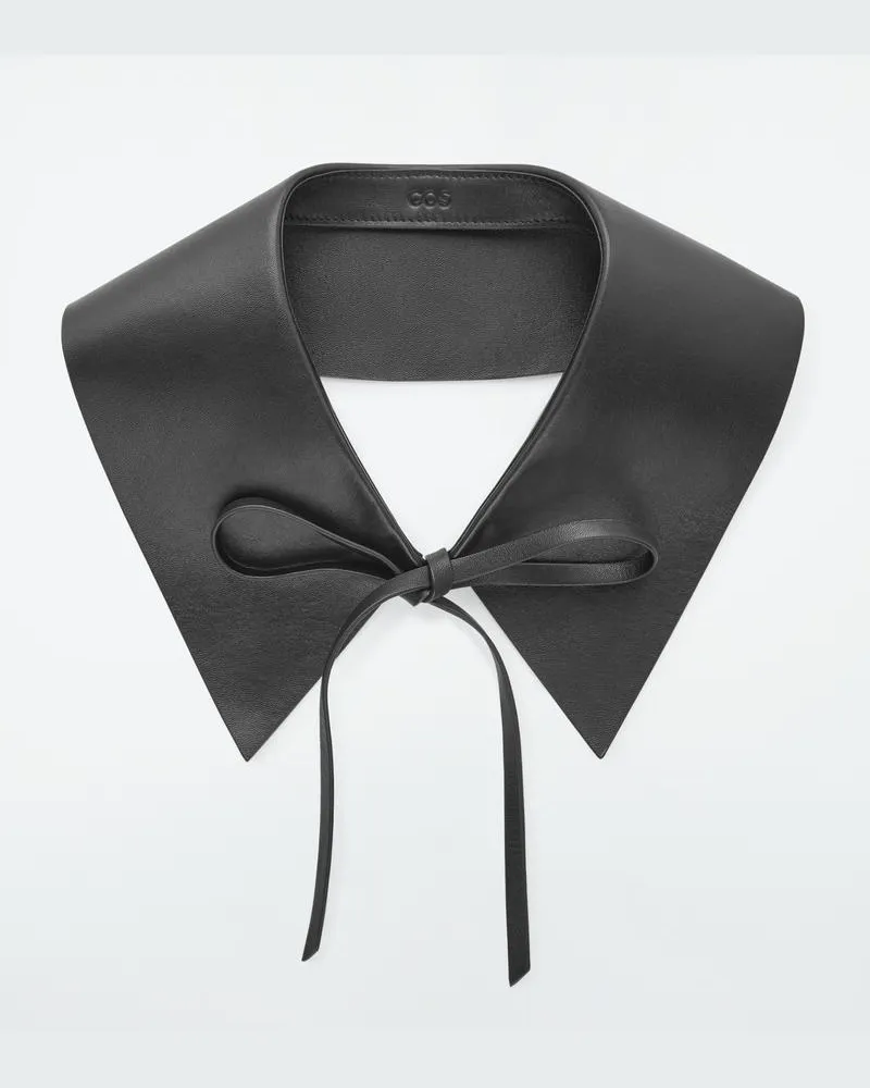 COS Besonders Spitzer Lederkragen Schwarz