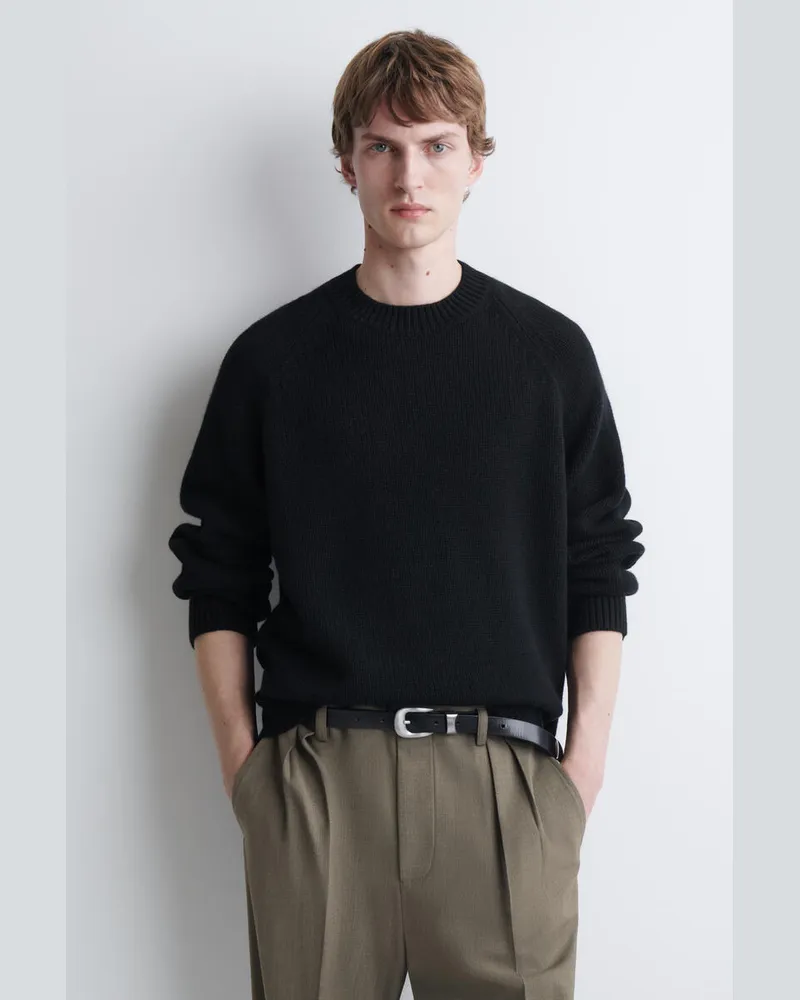COS Strickpullover Aus Kaschmir Schwarz