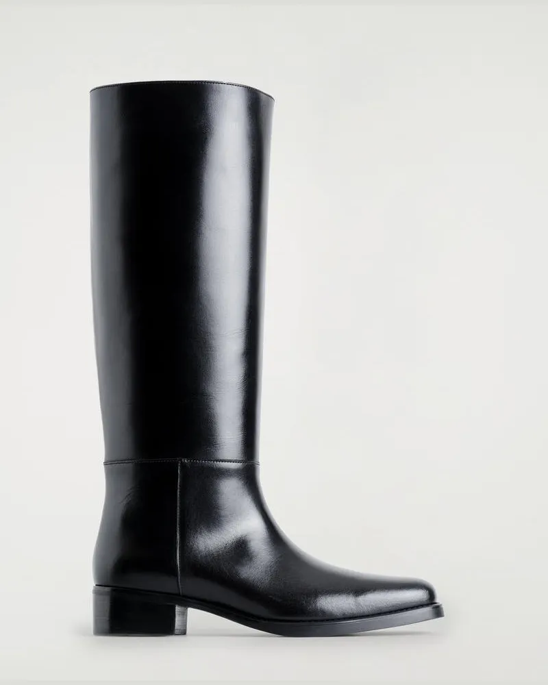 COS Kniehohe Lederstiefel Schwarz