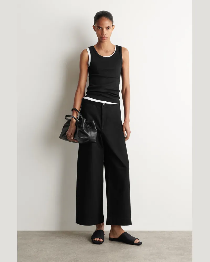 COS Verkürzte Hose Aus Denim Mit Weitem Bein Schwarz