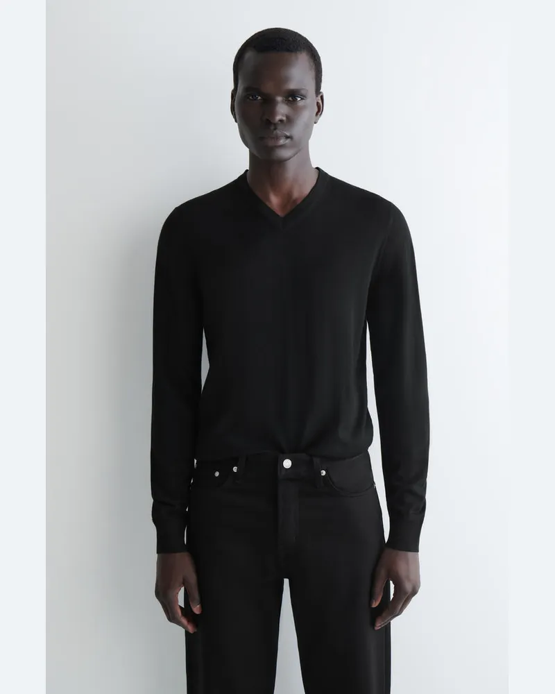 COS Schmaler Pullover Aus Merinowolle Mit V-Ausschnitt Schwarz