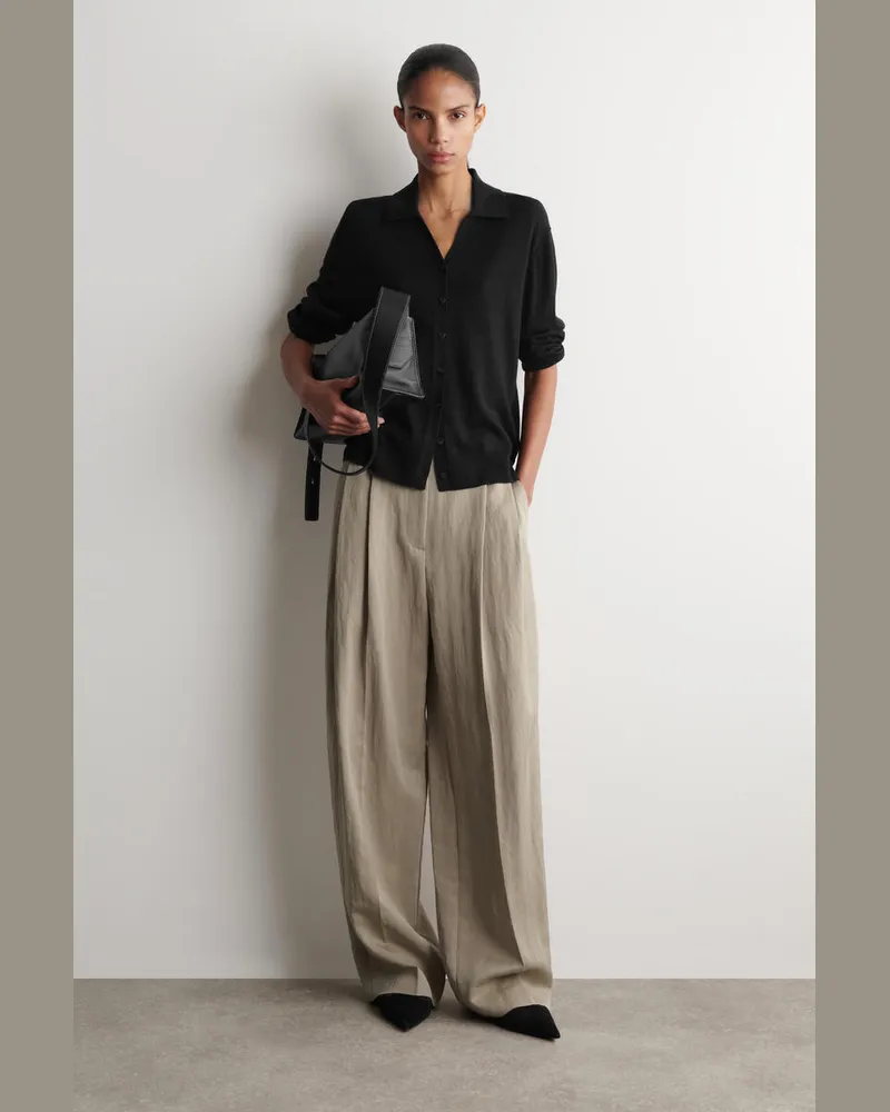 COS Lockere, Fliessende Hose Mit Weitem Bein Beige